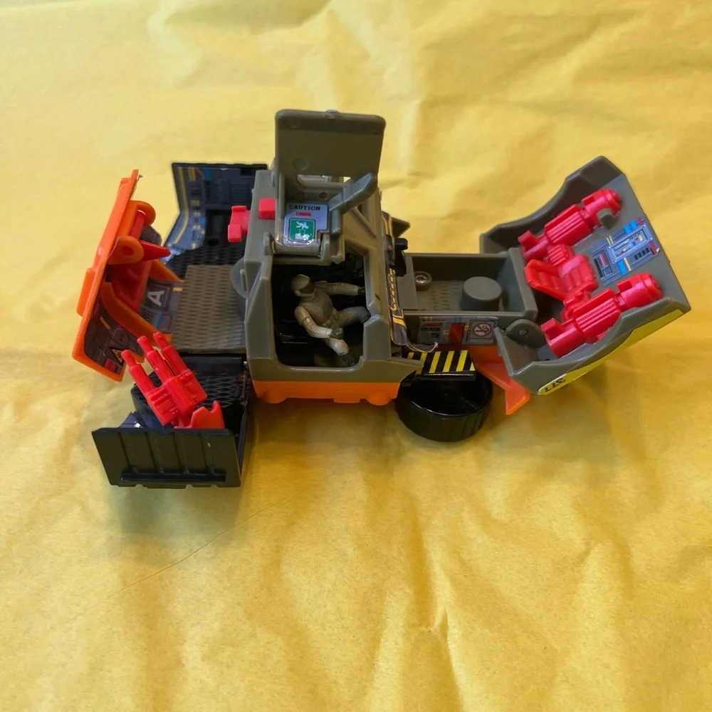Galoob lewis toy